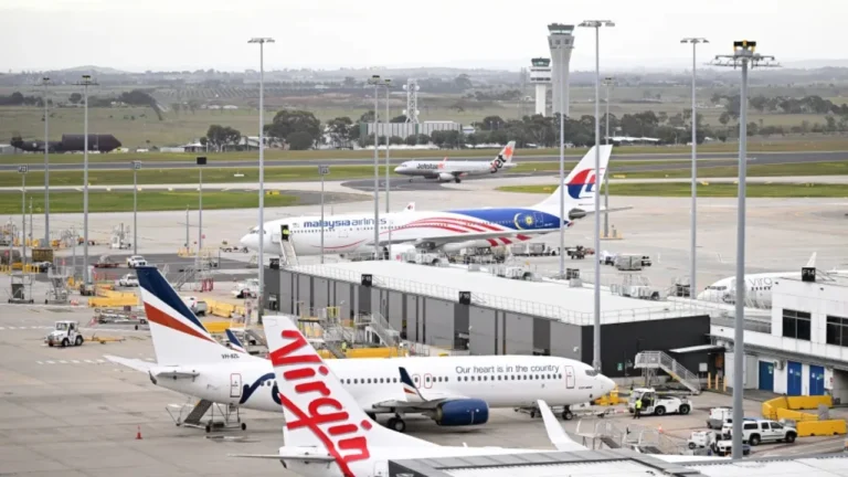 E rëndë! Turistja ndërron jetë në fluturim drejt Australisë