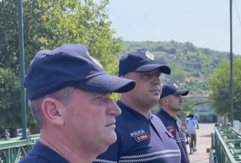 Telefonata me të atin e shpëtoi! Efektivet e policisë: Ishte ne gjendje të rëndë psikologjike