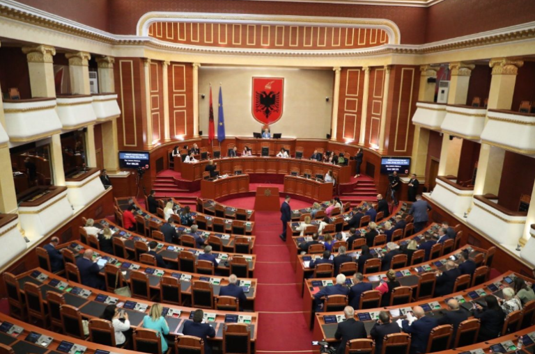 “Kuota gjinore” futet te lista preferenciale me amendament