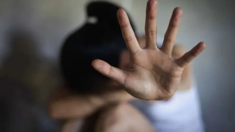 15-vjeçarja thith kokainë, shoqja e filmon. Zbardhet ngjarja në Vlorë