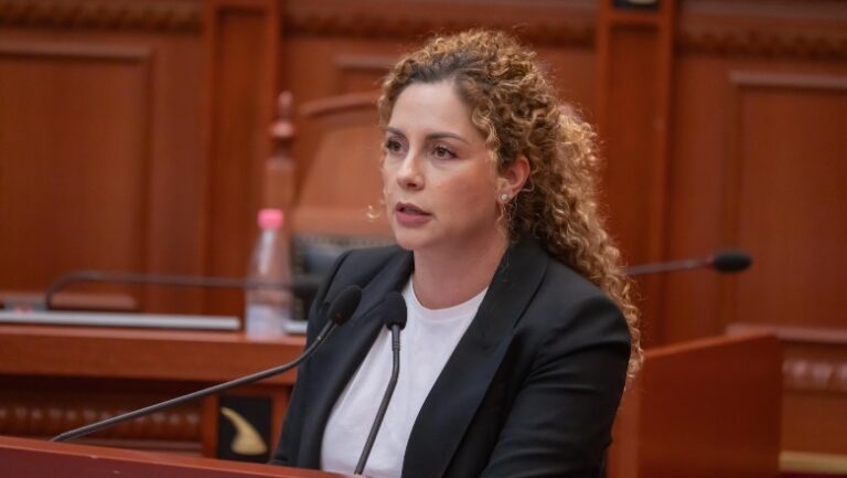 Mandati i Olta Xhaçkës/ Mblidhet jashtë sesionit Këshilli i Legjislacionit për shqyrtimin e vendimit të "Kushtetueses"