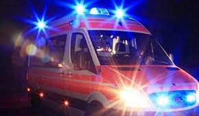 Ndërron jetë brenda në makinë 36-vjeçari në aksin Levan-Vlorë, dyshimet E rëndë/ Plas grushti mes dy futbollistëve të vegjël. Njëri transportohet për në spital