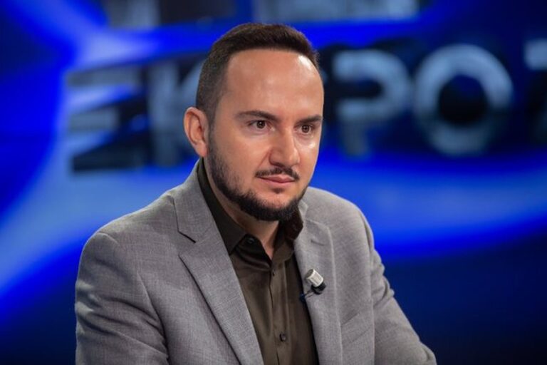 Salianji reagon pas heqjes së mandatit