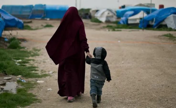 DW: Si i rekruton “Shteti Islamik” adoleshentët në Evropë, a është kjo e qëllimshme?