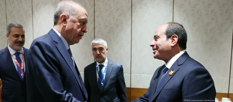 Izraeli afroi Turqinë dhe Egjiptin!