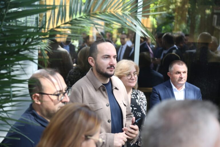 Dosja “Babale”/ Deputeti Ervin Salianji dënohet me një vit burg për shpifje Dosja "Babale"/ Apeli merr vendimin, Ervin Salianji dënohet me një vit burg
