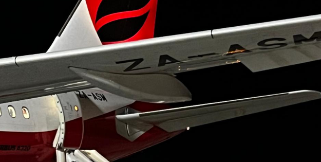 Ankth në bordin e avionit ‘Air Albania’/ Indiani hap derën e emergjencës, tmerrohen pasagjerët