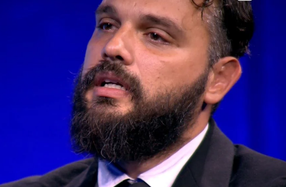 “Edlira shikonte celularin dhe priste t’i shkruante”, Arbër Çepani shpërthen në lot me ngashërim: Nuk bëmë dot asgjë për Gertin