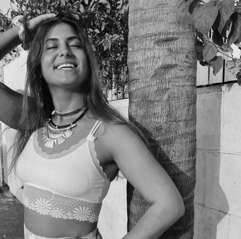 Tragjike/ I shpëtoi sulmeve terroriste, 22-vjeçarja i jep fund jetës në ditën e lindjes