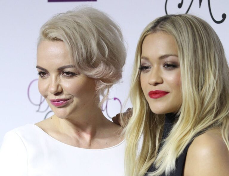 VIDEO/ Mamaja e Rita Orës një shqiptare me tradita