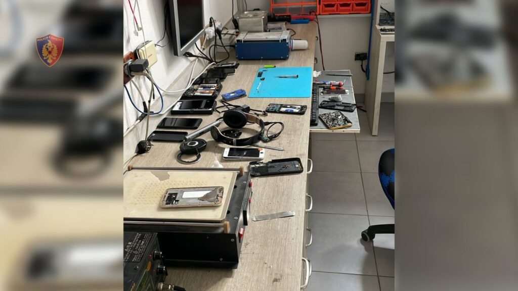 Çkodonte, formatonte dhe më pas i shiste telefonat/ Arrestohet 36-vjeçari, policia dokumenton 473 raste