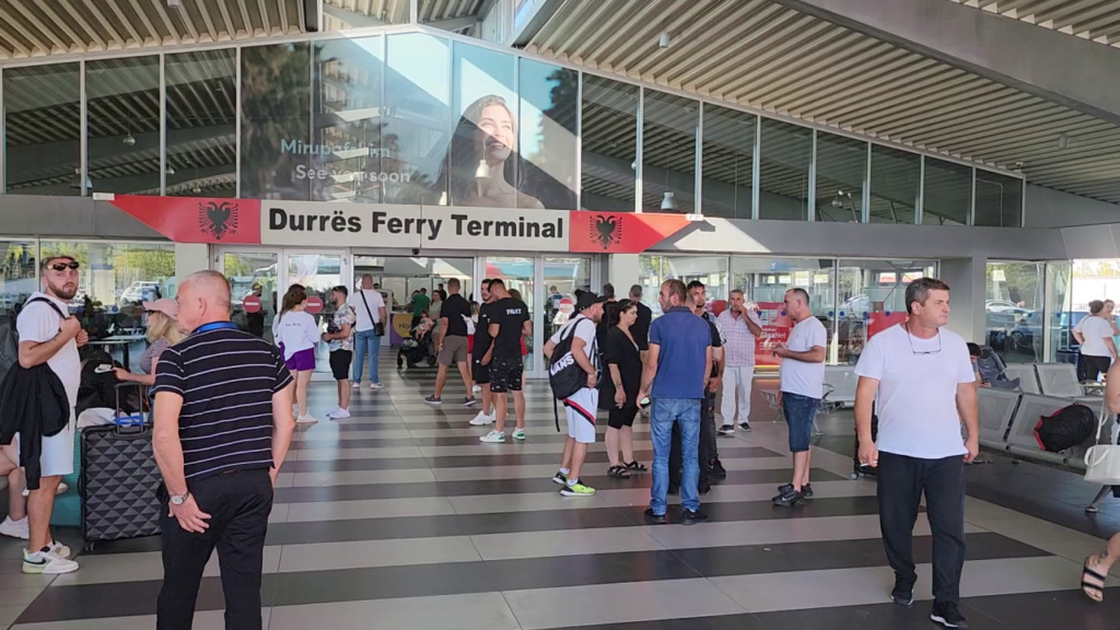 Në kërkim nga Interpoli, arrestohet në portin e Durrësit 41-vjeçari nga Gjermania