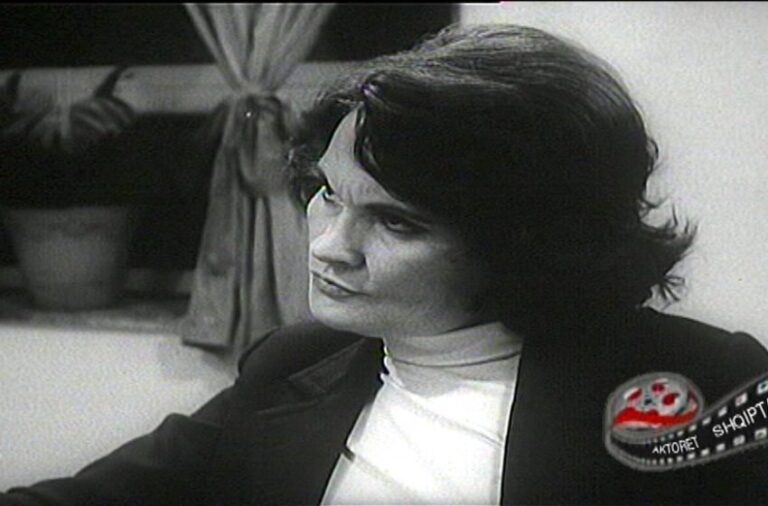 Pas divorcit nga bashkëshorti, Mirketa Çobani e thotë troç: Ishte jetë e humbur, nuk e doja