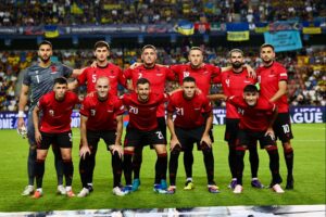 FORMACIONI/ Asllani mban peng Silvinjon, ja si mund të rreshtohen kuqezinjtë ndaj Çekisë
