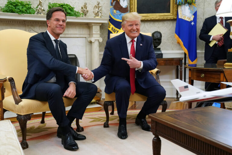 Mark Rutte uron Trump për fitoren: Udhëheqja e tij, kyçe për ta mbajtur NATO-n të fortë
