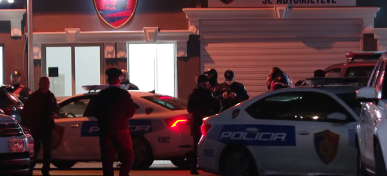 Vijon operacioni antidr*gë në Tiranë. Shkon në 10 numri i të arrestuarve, tre prej tyre janë të huaj Qëlluan me 100 pl*mba drejt familjes Kurtaj/ Policia zbardh ngjarjen: Shkuan për të vjedhur