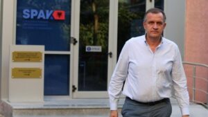 Ish-ministri Ilir Beqaj lë sot qelinë/ Pritet të dëshmojë në Komisionin hetimor të Shëndetësisë