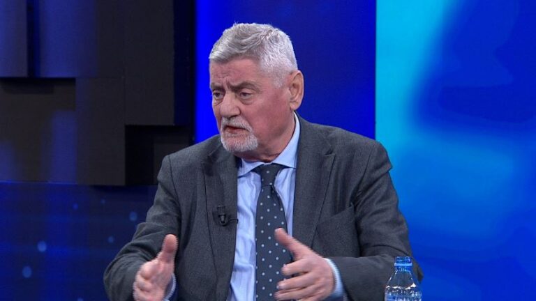 Demokratët thirrje për protestë, Shehi "habit": Nuk marr pjesë, grupi nuk identifikohet me Berishën