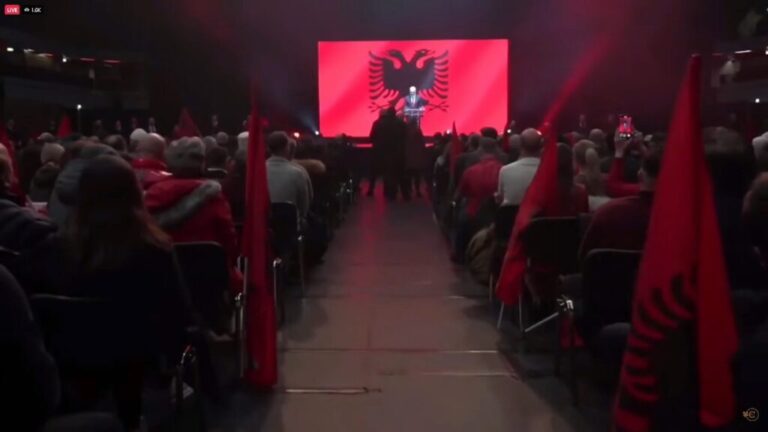 "Po vjen koha e kthimit në atdhe"/ Rama nga Londra: T’i merrni për dore të vegjlit tuaj…