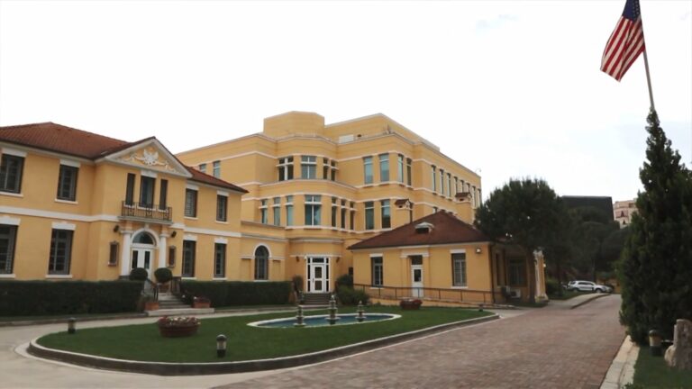 Festa e Pavarësisë/ Ambasada e SHBA uron shqiptarët: Festojmë me krenari bashkë me ju!