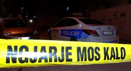 E pazakontë/ Qytetarët hapin zjarr drejt policisë. Dalin detajet e para