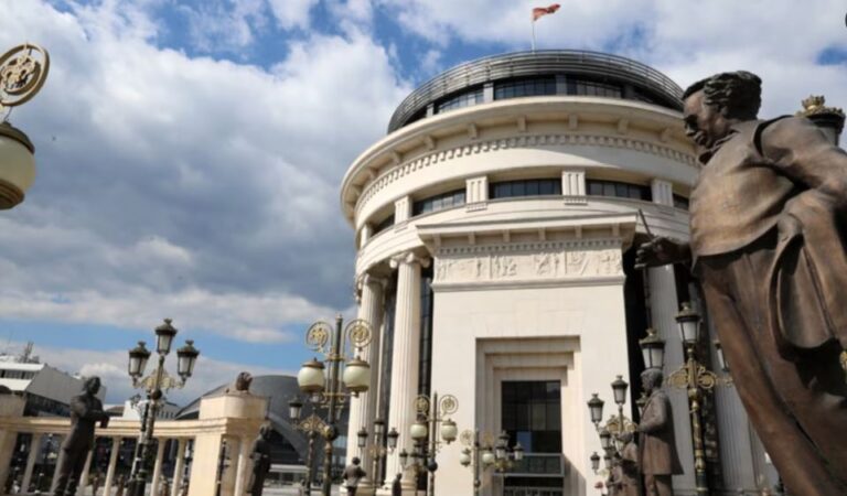 Nga Evropa në Maqedoni të Veriut: Goditet rrjeti i kontrabandës së automjeteve luksoze