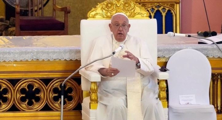 Vigjilje Krishtlindjesh/ Papa Françesku kërkon armëpushim për Gazën e Ukrainën Vigjilje Krishtlindjesh/ Papa Françesku kërkon armëpushim për Gazën e Ukrainën