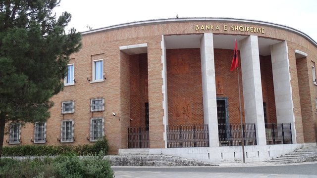 Banka e Shqipërisë e mban normën bazë të interesit në 2.75% Banka e Shqipërisë e mban normën bazë të interesit në 2.75%