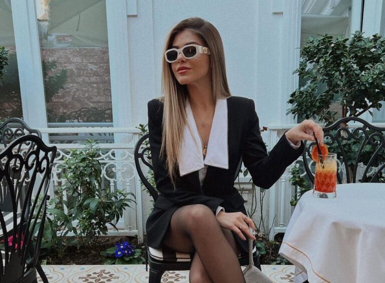 Zbulohet përgjigja e pyetjes "së famshme": Sa fitojnë influencerat në ditët e sotme