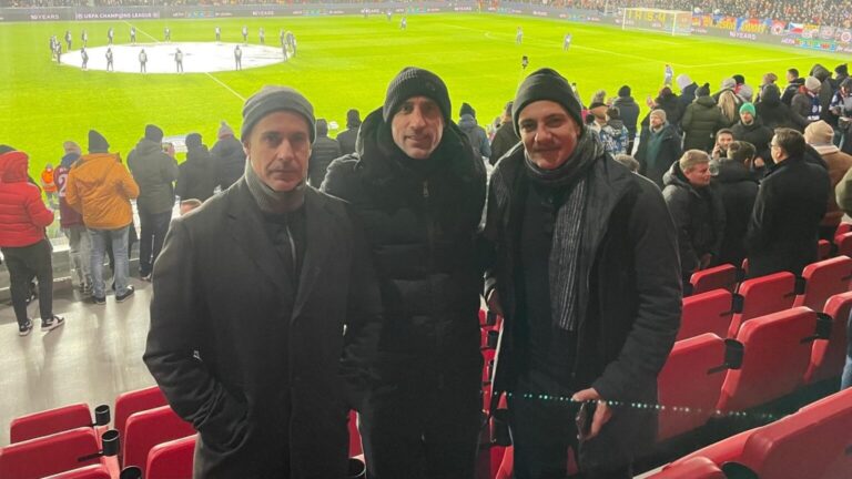 Dueli mes lojtarëve të Kombëtares në Champions/ Silvinjo ndjek në stadium ndeshjen Sparta Pragë-Inter Dueli mes lojtarëve të Kombëtares në Champions/ Silvinjo ndjek në stadium ndeshjen Sparta Pragë-Inter