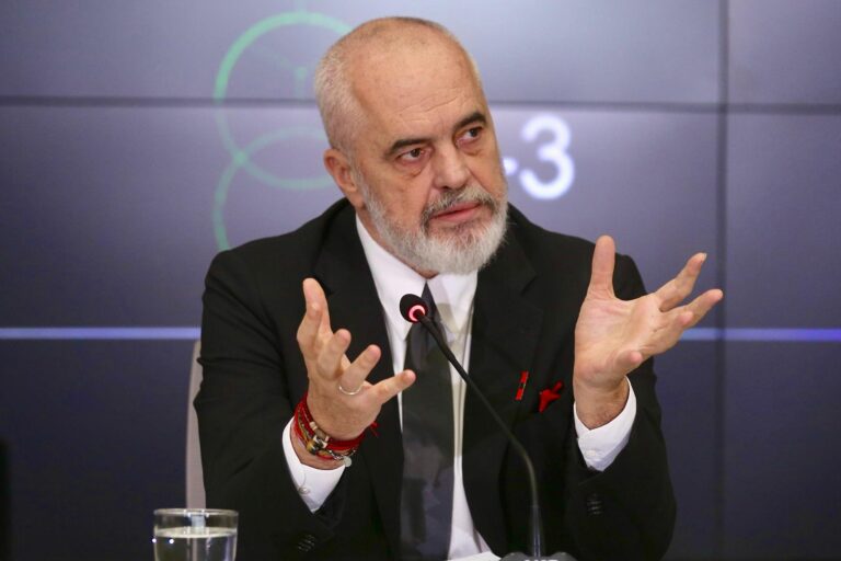"S’më intereson çfarë thonë"/ Ulja e çmimit të energjisë me 1 lekë, Rama: S’kam asnjë detyrim t’i mbush mendjen askujt