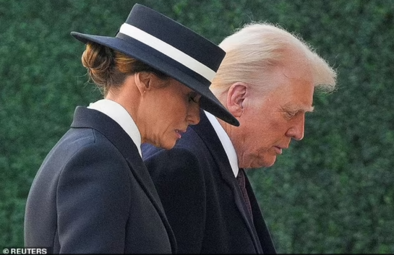 “Veshje që do të ngelet në histori”, ja mesazhi që u fsheh në rrobat e Melania Trump sot