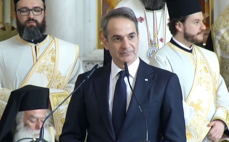 "E vajtojnë grekë e shqiptarë”, Mitsotakis: Janullatos ishte hallka e komunikimit mes dy shteteve