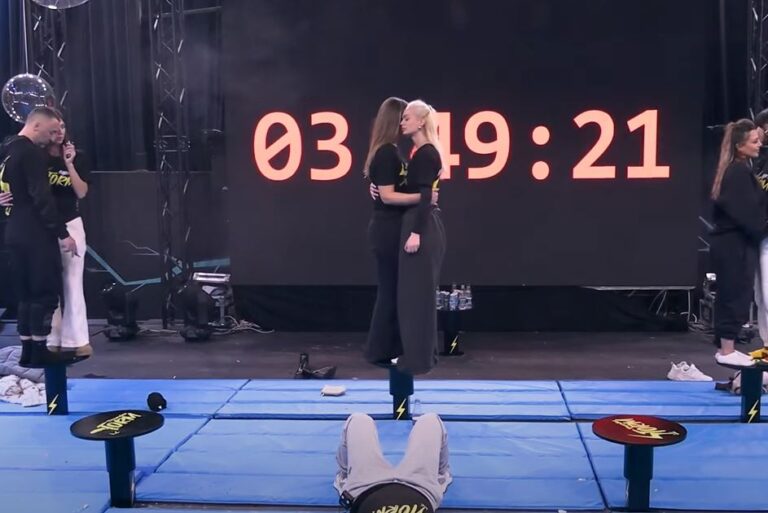 “Dy vajza veriore nuk dorëzohen”/ Valbona dhe Danja motivojnë njëra-tjetrën për...