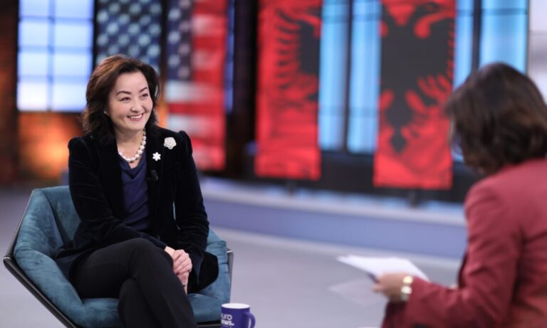 Yuri Kim caktohet monitoruese e ndihmës për Ukrainën Yuri Kim caktohet monitoruese e ndihmës për Ukrainën