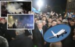 Vetëm 1 orë e 30 minuta protestë/ Mbeten 3 policë të lënduar, mbyllet tubimi, Berisha niset drejt Romës