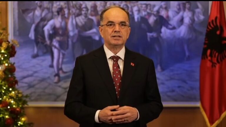 Presidenti uron besimtarët myslimanë për muajin e Ramazanit