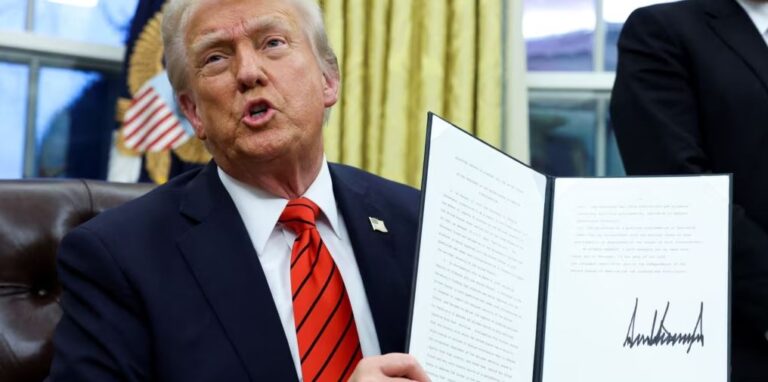 Vjen goditja e parë në luftën tregtare transatlantike