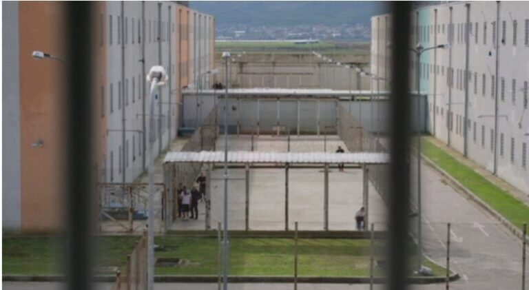 Dhu*uan gardianin e burgut të Fierit, në kërkim 4 persona