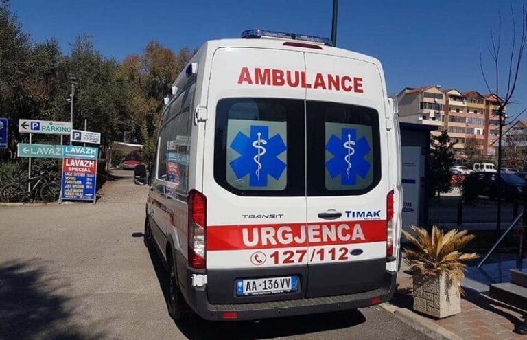Humbi jetën në spital, dyshohet se 55-vjeçari piu lëndë helmuese Humbi jetën në spital, dyshohet se 55-vjeçari piu lëndë helmuese