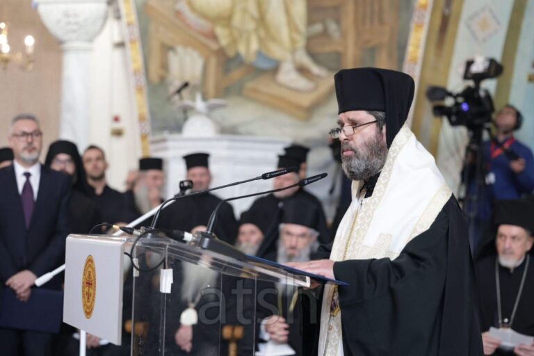 Kryepeshkopi Joan zbulon njohjen e tij me Janullatosin