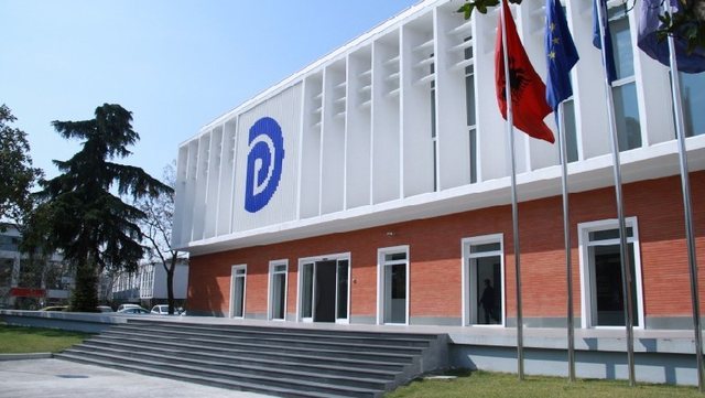 Vijon procesi i Primareve në PD/ Dalin shifrat e reja të pjesëmarrjes Vijon procesi i Primareve në PD/ Dalin shifrat e reja të pjesëmarrjes