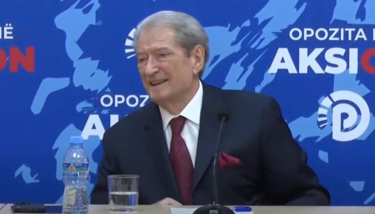 Protesta e PD kundër mbylljes së TikTok-ut/ Berisha: Ata s'duan...