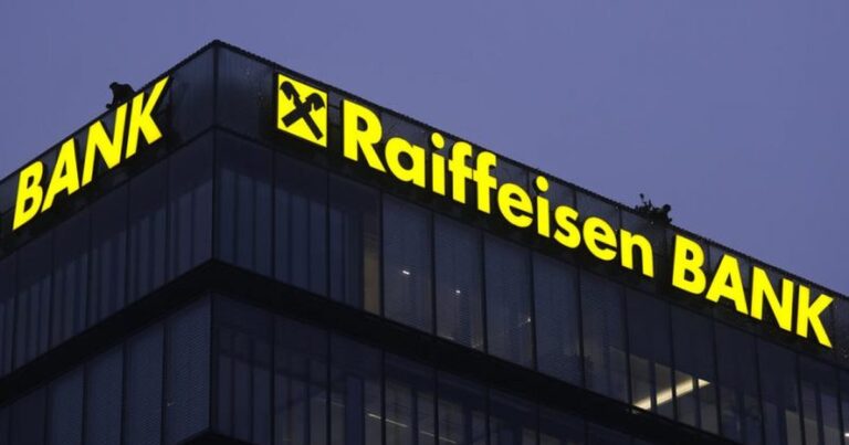 "Raiffeisen Bank" nën drejtimin e rusëve? Ndikoi në luftën ndaj Ukrainës