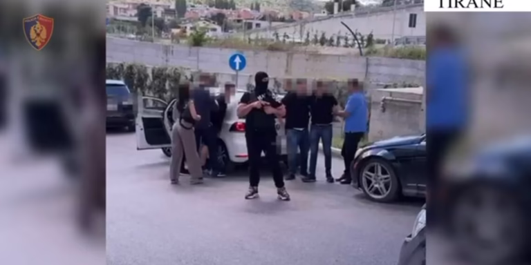 E PLOTË/ U mor peng për të dashurën, gruaja e 68-vjeçarit paguan gjobën 20 mijë €