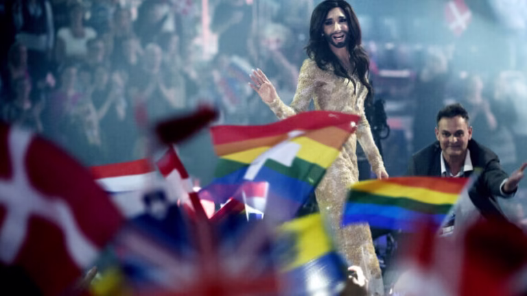 Eurovision 2025/ Ndalohet përdorimi i flamujve LGBTQ+ në skenë, do të lejohet vetëm…