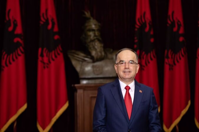 Fitorja e Dan në Rumani/ Begaj uron presidentin e ri: Pres me kënaqësi të punojmë së bashku