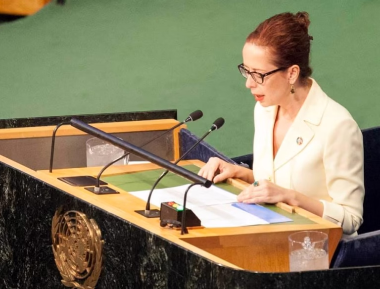 Begaj dekreton lirimin nga detyra të ambasadores së Shqipërisë në UNESCO, Besiana Kadare