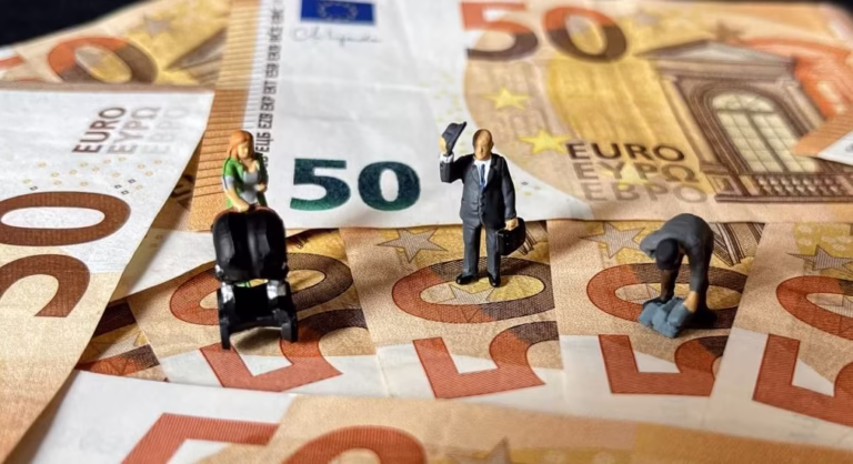 Kur shteti mbetet pa buxhet, rreziqet që i kanosen Kosovës
