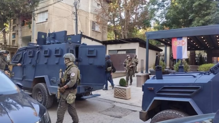 Operacion i gjerë në veri të Kosovës, bastisje në Zveçan dhe Zubin Potok për vrasje dhe krime të rënda